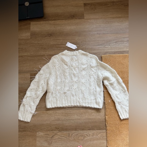 🍂NWT Vince Feather-Appliquéd Italian Cable-Knit Sweater - Picture 14 of 16